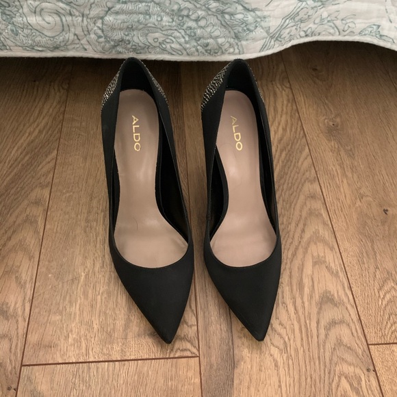 Aldo black heel with rhinestone back - Picture 1 of 4